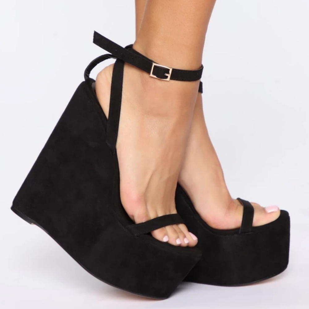 Fashion nova higher n higher wedge